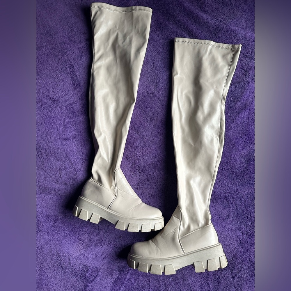 Stylish White Over-the-Knee Boots